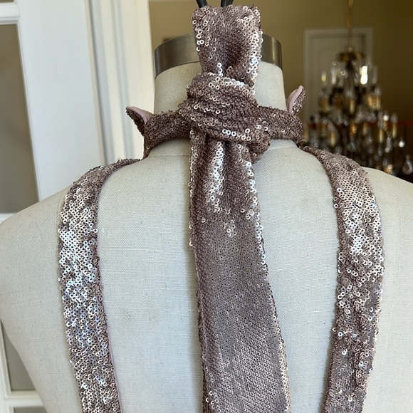 Gorgeous rose silver sequin dress size L, by C/MEO Collective - Picture 5 of 11